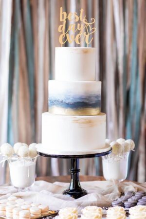 3 Tier brush gold & charcoal design. Photography: LaHu Studios